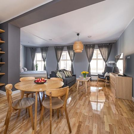 Romantic And Spacious Apartment In Riga Old Town Exterior foto