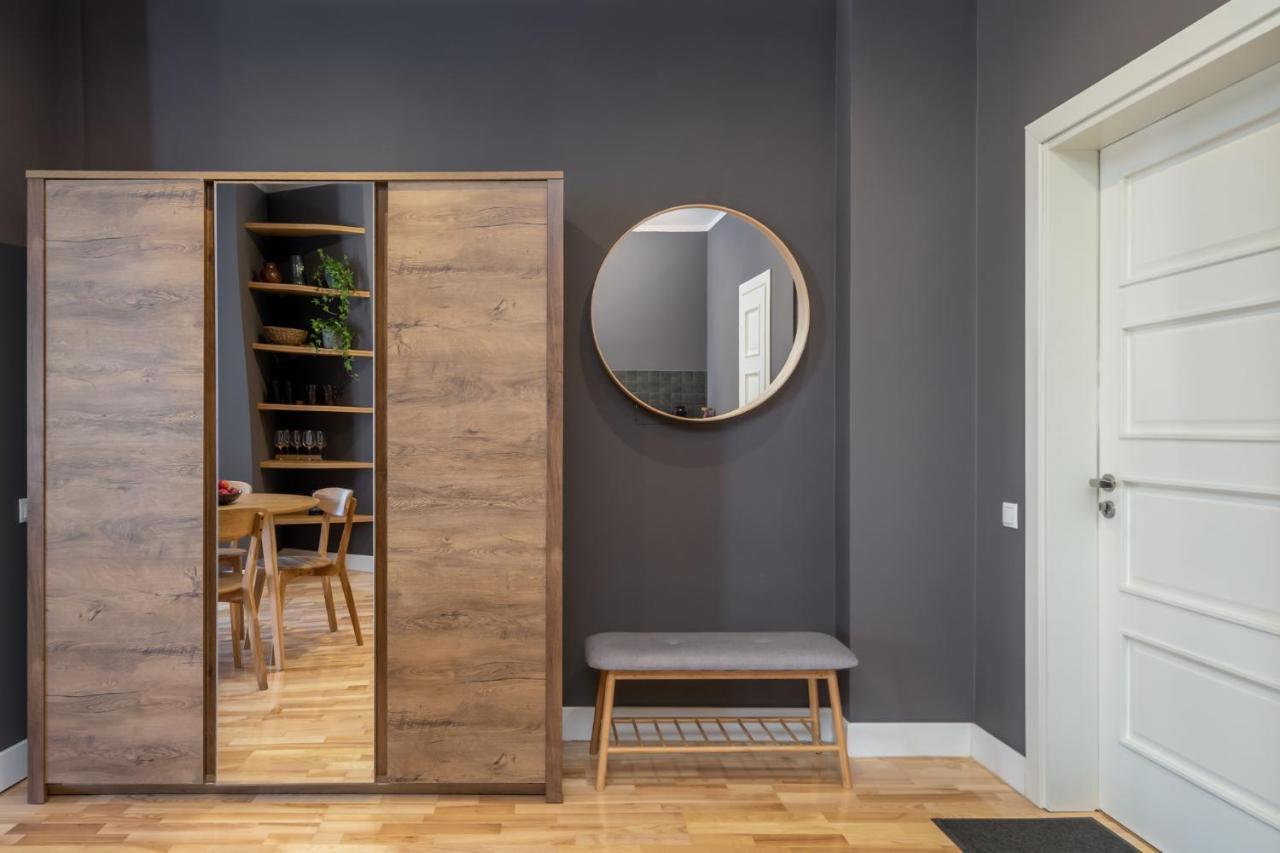 Romantic And Spacious Apartment In Riga Old Town Exterior foto